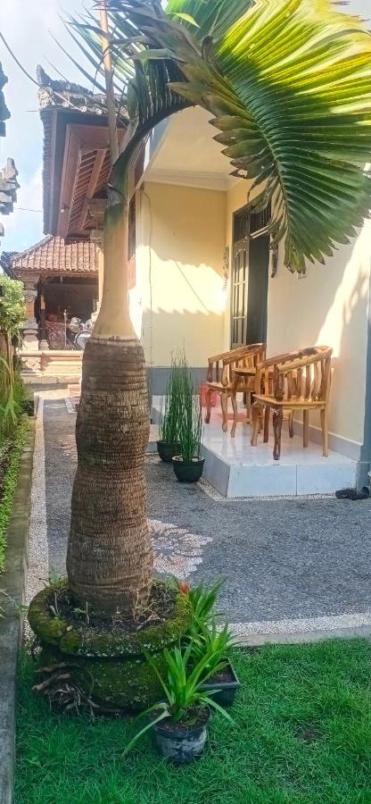 Rindu Homestay Undisan Exterior photo